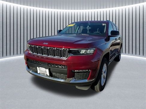 Used 2022 Jeep Grand Cherokee L Limited image 6