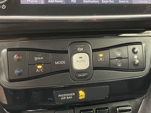 Used 2022 Nissan Leaf SV Plus FWD image 21