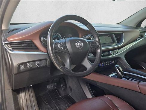 Used 2019 Buick Enclave Avenir w/ Avenir Technology Package image 10