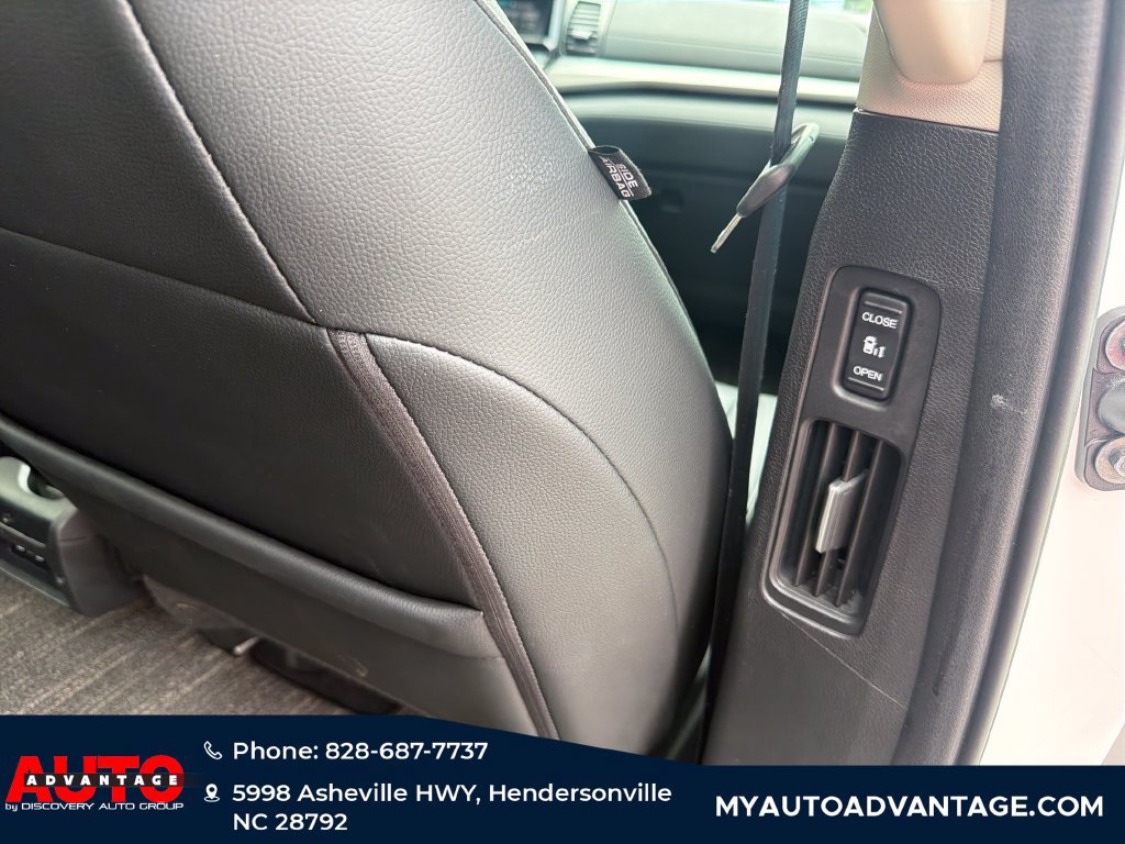 Used 2025 Honda Odyssey EX-L image 33