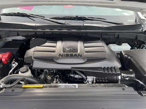Certified 2024 Nissan Titan SV w/ SV Convenience Package image 26