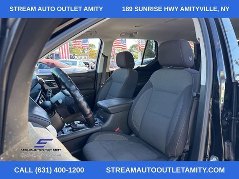 Used 2020 Chevrolet Traverse LT w/ Driver Confidence II Package image 22