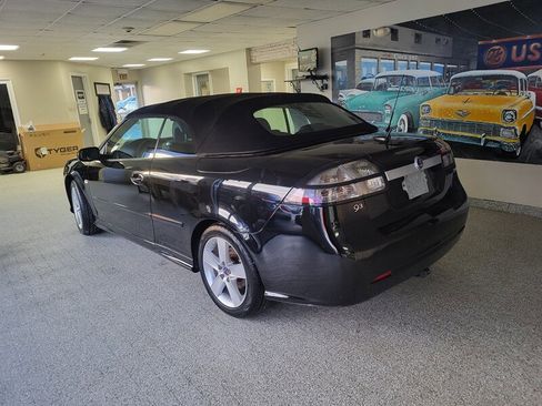 Used 2008 Saab 9-3 2.0T w/ Cold Weather Package image 9