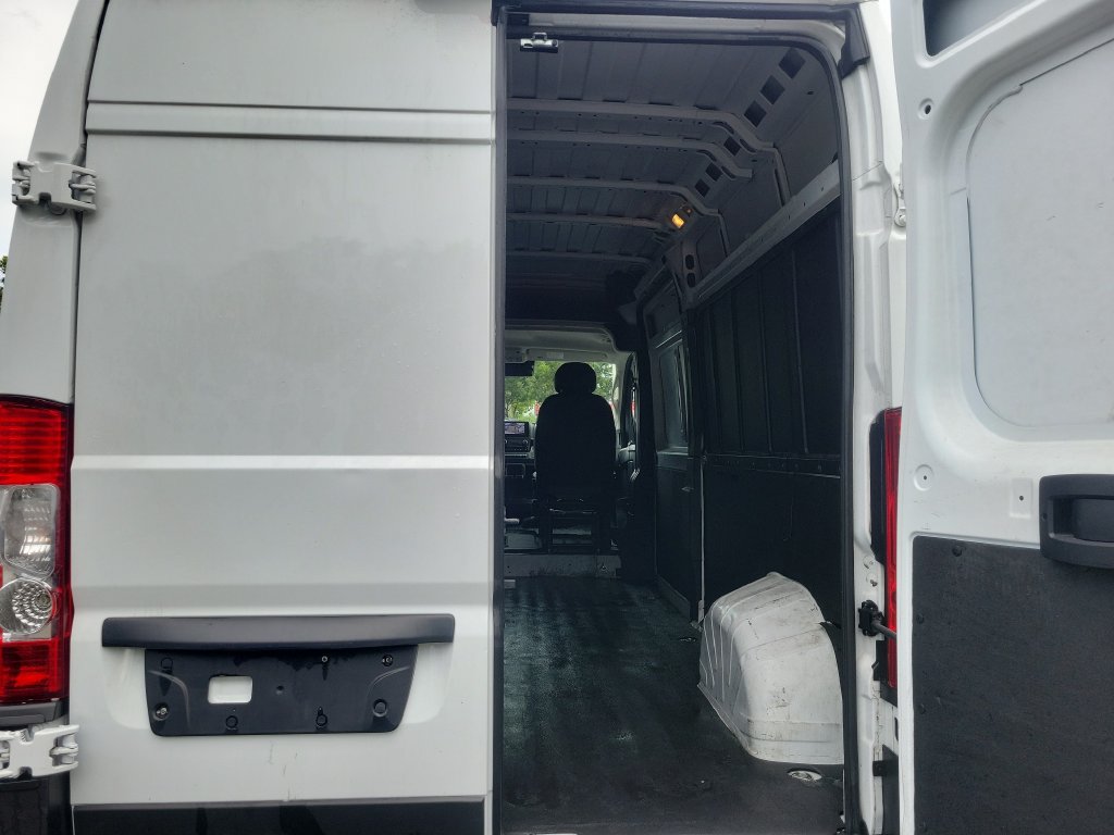 Used 2023 RAM ProMaster 2500 FWD image 11