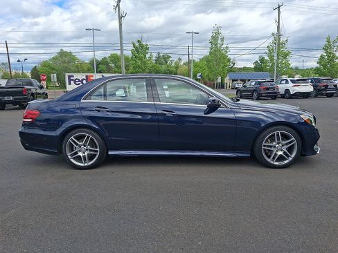 Certified 2016 Mercedes-Benz E 350 4MATIC Sedan image 7