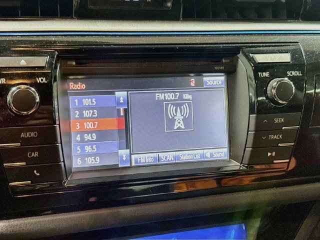 Used 2015 Toyota Corolla S FWD image 15