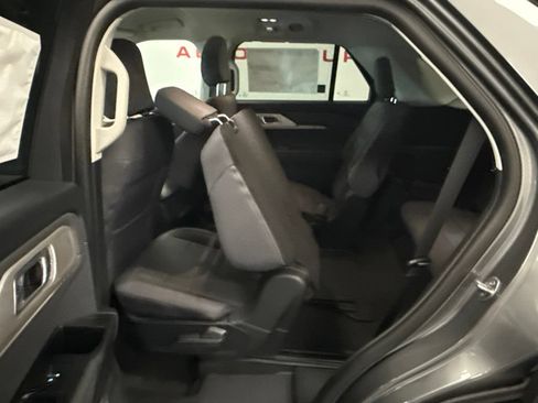 New 2026 Ford Explorer Active AWD/4WD image 27