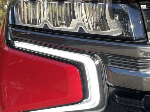 Used 2021 Chevrolet Tahoe Z71 w/ Z71 Signature Package image 14