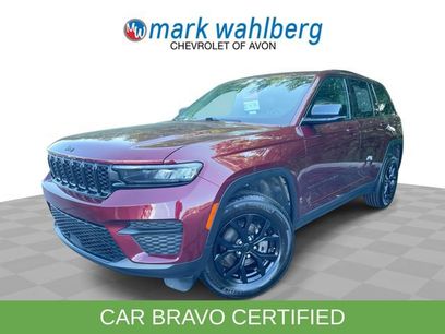 Used 2024 Jeep Grand Cherokee Altitude