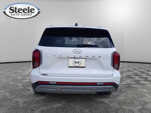 Used 2024 Hyundai Palisade SEL w/ Premium Package FWD image 15