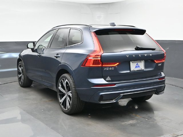 Used 2023 Volvo XC60 B5 Ultimate w/ Climate Package AWD/4WD image 8