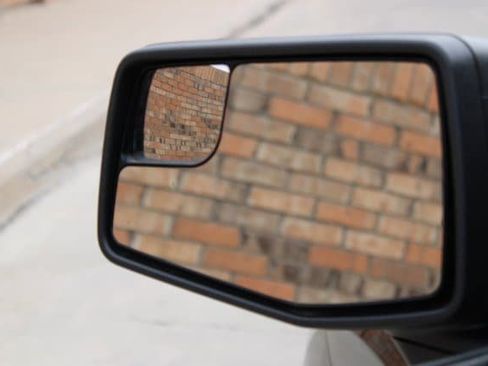 Certified 2025 Chevrolet Silverado 1500 Custom image 21