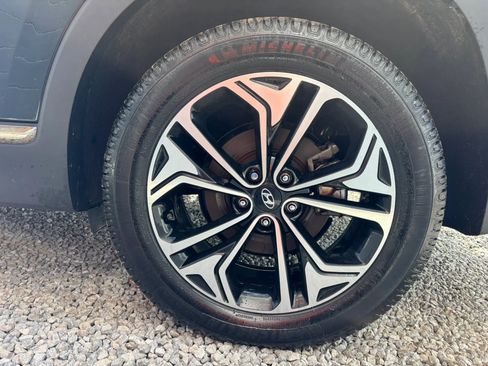Used 2019 Hyundai Santa Fe AWD w/ Cargo Package image 7