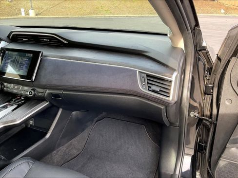 Used 2018 Honda Clarity Touring image 19