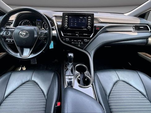 Used 2023 Toyota Camry SE FWD image 7