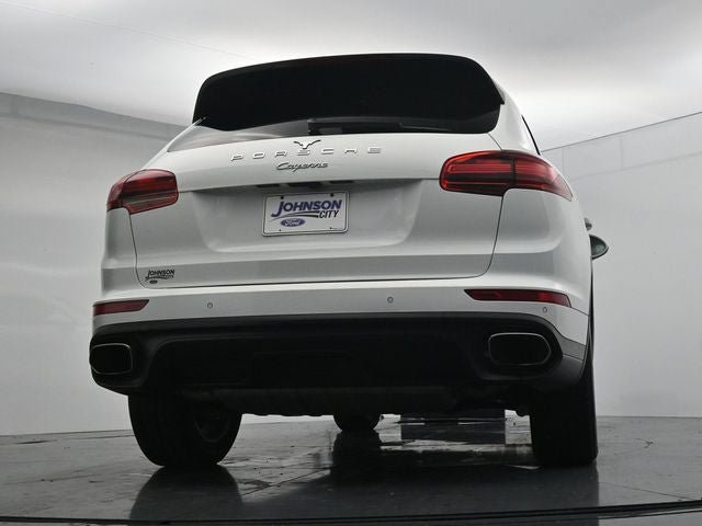 Used 2018 Porsche Cayenne AWD/4WD image 36