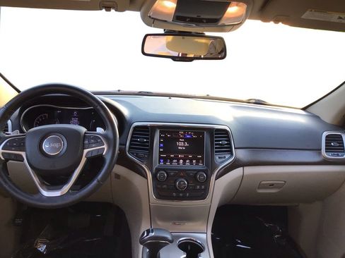 Used 2015 Jeep Grand Cherokee Laredo w/ Quick Order Package 23E image 23