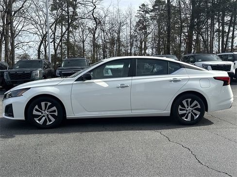 Certified 2025 Nissan Altima 2.5 S image 22