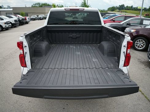 Used 2026 Chevrolet Silverado 1500 RST w/ RST Select Package RWD image 8