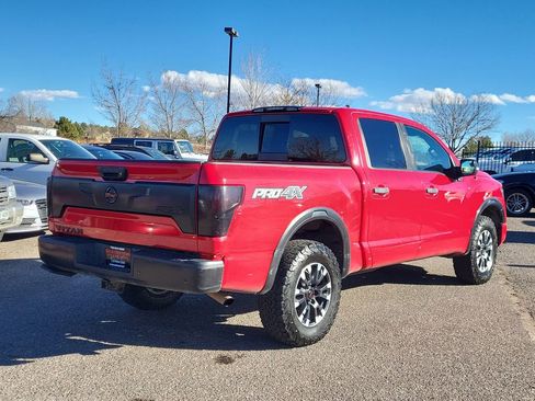 Used 2021 Nissan Titan PRO-4X w/ Pro-4x Convenience Package image 4