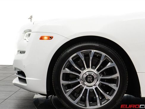 Used 2018 Rolls-Royce Dawn image 16
