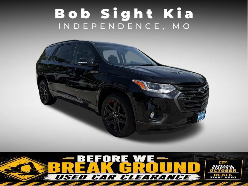 Used 2020 Chevrolet Traverse Premier w/ Redline Edition FWD image 11