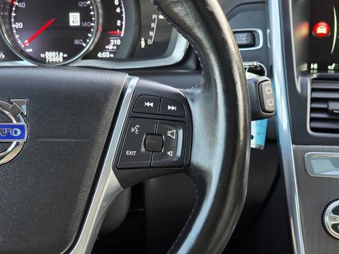 Used 2016 Volvo XC60 T6 Platinum w/ Climate Package image 14