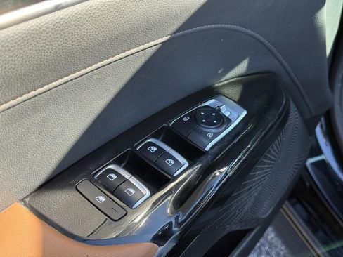 Used 2023 Kia K5 GT image 10