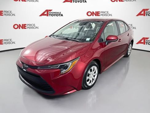 Certified 2025 Toyota Corolla LE FWD image 4