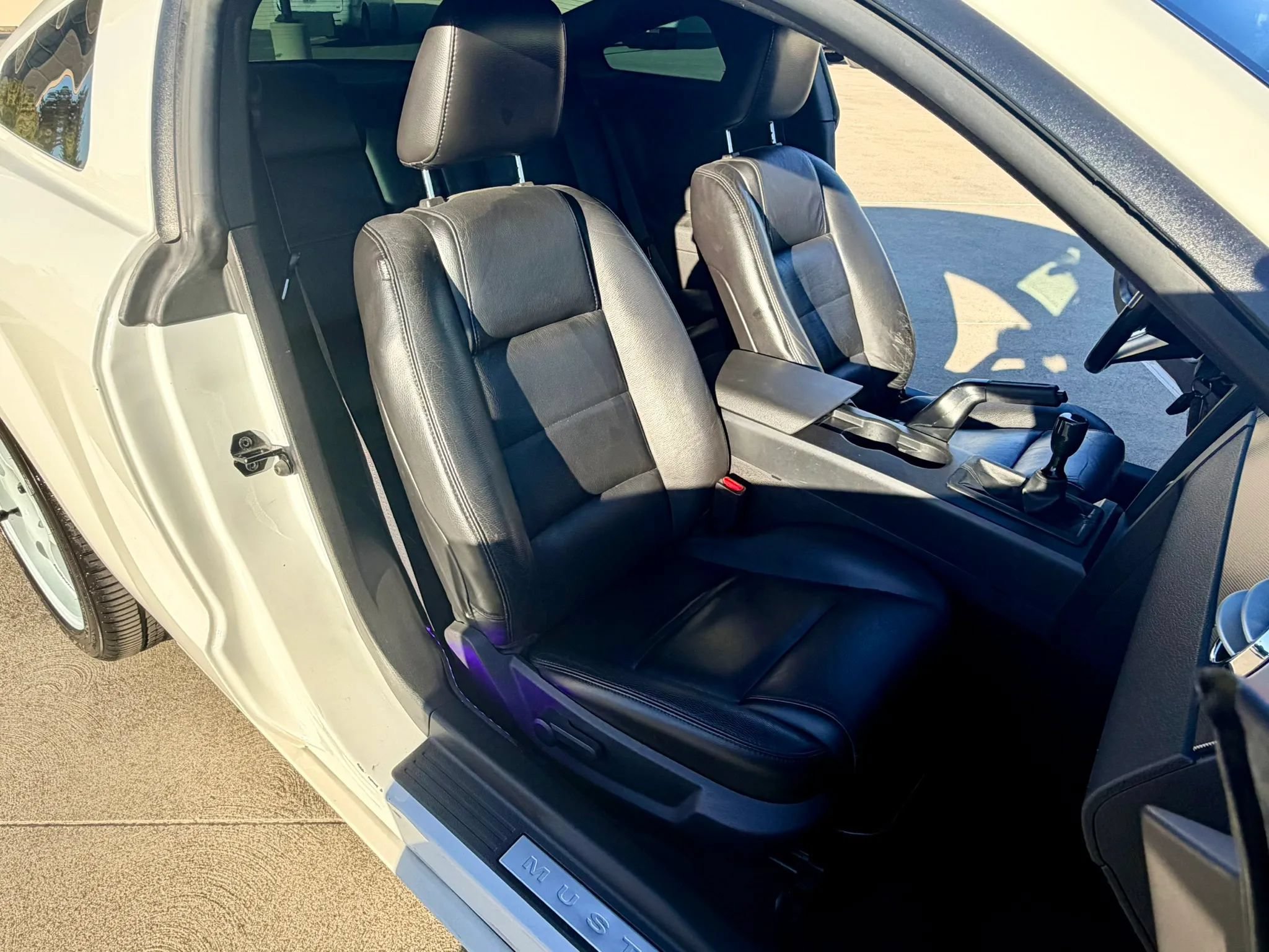 Used 2007 Ford Mustang Premium RWD image 36