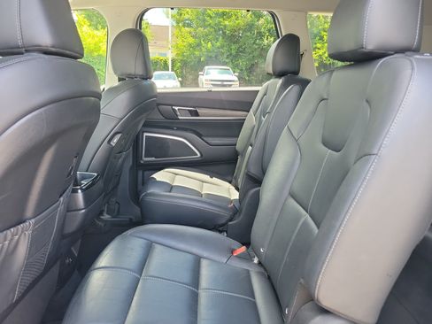 Used 2021 Kia Telluride EX w/ EX Premium Package FWD image 16