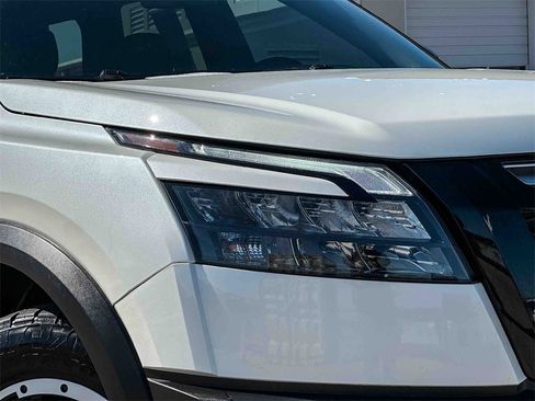 Used 2024 Nissan Pathfinder Rock Creek image 10