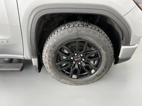 Used 2024 GMC Sierra 1500 Pro w/ Graphite Edition AWD/4WD image 34