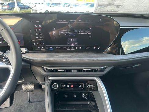 New 2025 Audi Q5 Premium Plus image 17