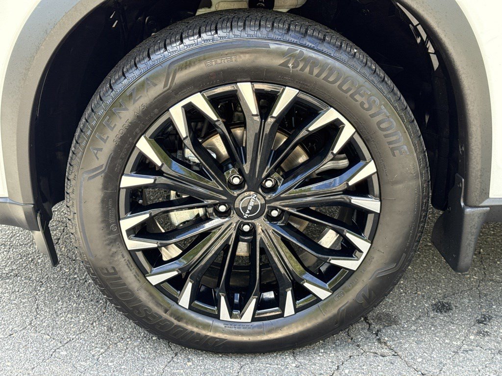 Used 2026 Nissan Rogue Dark Armor FWD image 12