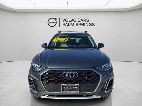 Used 2024 Audi Q5 e Premium Plus w/ Premium Plus Package image 2