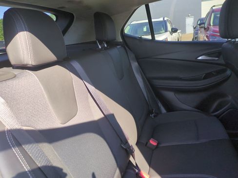 Used 2022 Buick Encore GX Preferred w/ Sport Touring Package FWD image 36