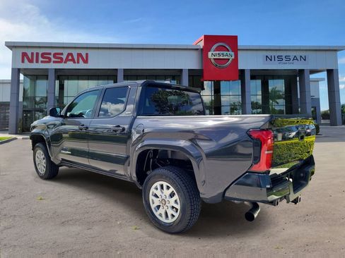 Used 2024 Toyota Tacoma SR5 RWD image 7