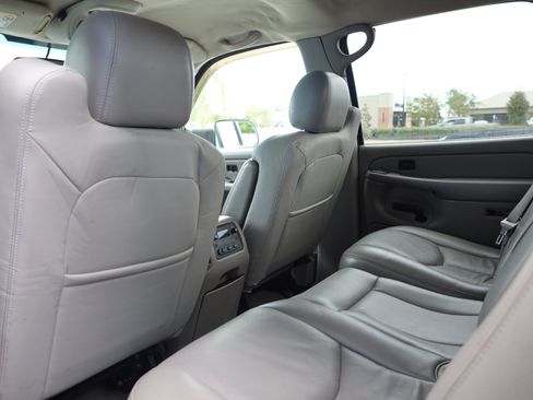 Used 2005 Chevrolet Silverado 3500 LT w/ Heavy-Duty Power Package image 13