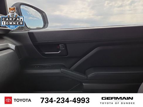 Used 2024 Toyota Tacoma SR5 AWD/4WD image 29