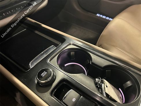 Certified 2022 Lincoln Corsair Reserve w/ Sport Package image 18