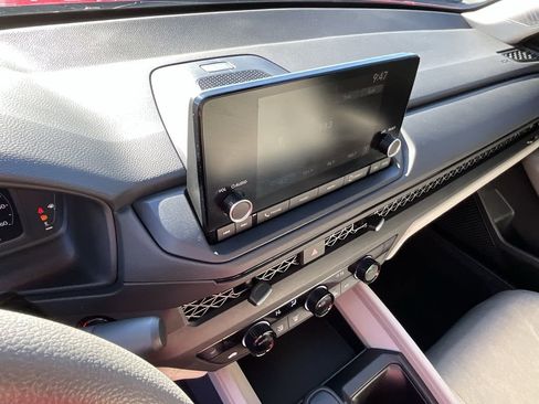 Used 2023 Honda Accord EX image 35