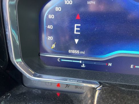 Used 2023 Chevrolet Silverado 1500 ZR2 w/ Technology Package image 18