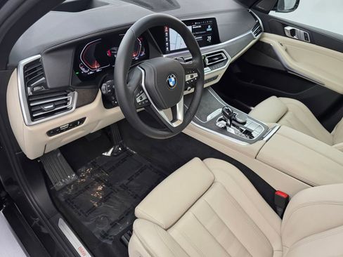 Used 2021 BMW X5 xDrive40i w/ Premium Package AWD/4WD image 10