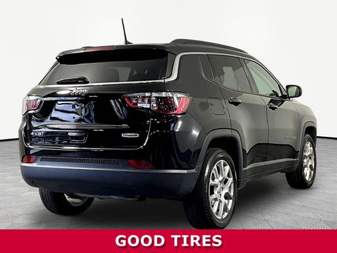 Used 2022 Jeep Compass Latitude AWD/4WD image 6