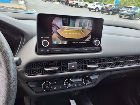 Used 2024 Honda HR-V LX image 15
