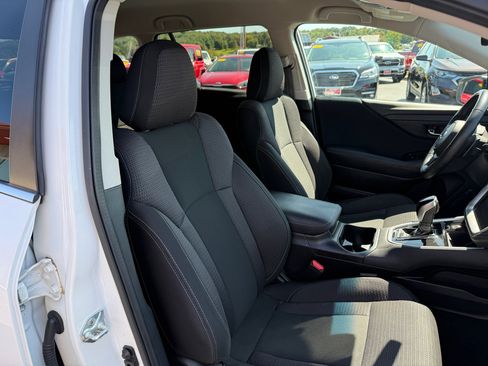 Used 2022 Subaru Outback Premium image 27