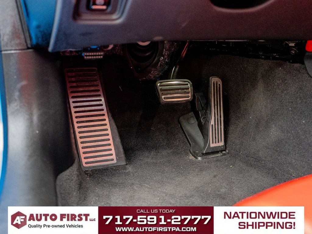 Used 2023 Chevrolet Corvette Stingray Preferred Cpe w/ Z51 Performance Package RWD image 18