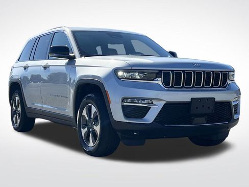 Used 2024 Jeep Grand Cherokee Limited 4xe image 41