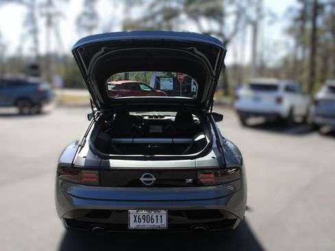 Used 2024 Nissan Z Performance w/ Floor Mat Package image 9